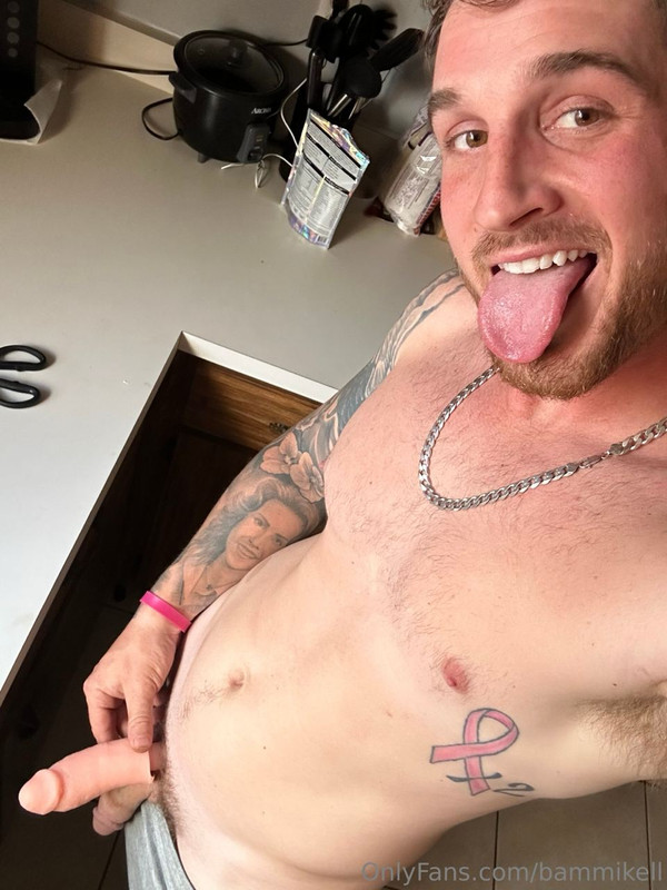 18 Sexy hunk Bam Mikell bammikell OnlyFans porn