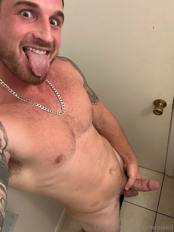 63 Sexy hunk Bam Mikell bammikell OnlyFans porn