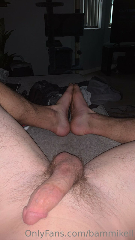 107 Sexy hunk Bam Mikell bammikell OnlyFans porn
