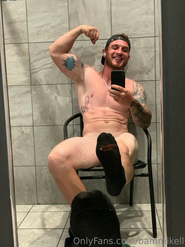 125 Sexy hunk Bam Mikell bammikell OnlyFans porn