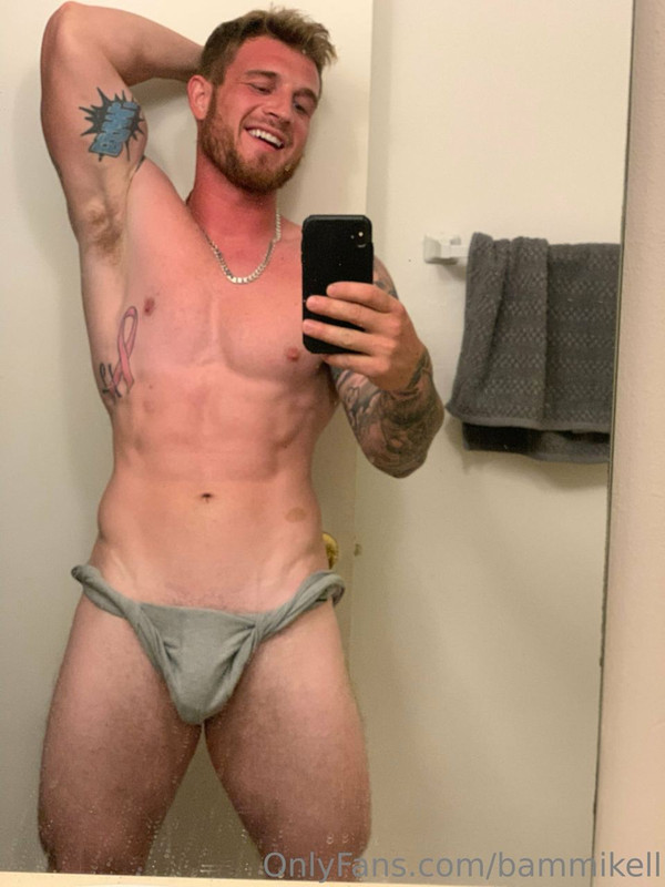 133 Sexy hunk Bam Mikell bammikell OnlyFans porn