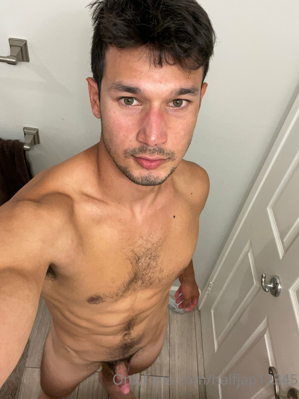 170 Asian Mixed jock Bryce Tanikawa halfjap1234 onlyfans