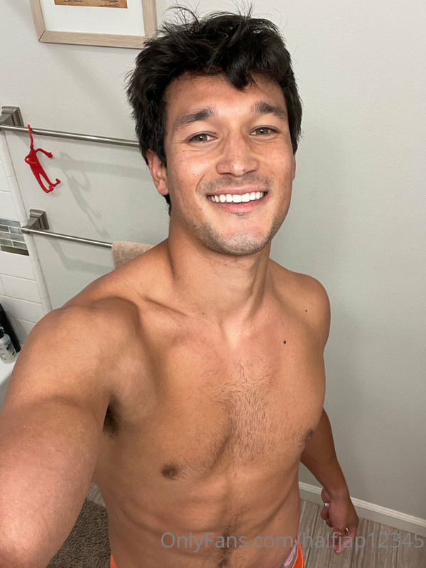 210 Asian Mixed jock Bryce Tanikawa halfjap1234 onlyfans