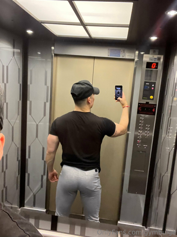 470  Beefy hunk Wiccan gymbulge gym.bulge OnlyFans porn