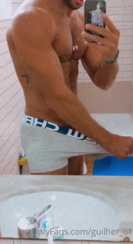 79 Brazilian hunk Guilherme Ferreira guilher_of not_of OnlyFans porn