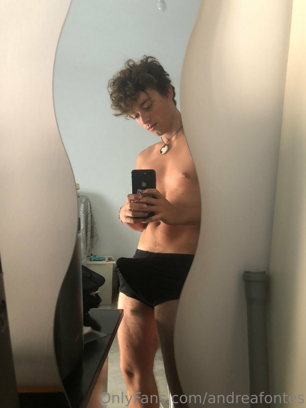 30 Italian twink Model Andrea Font?s andreafontes Onlyfans LEAKED