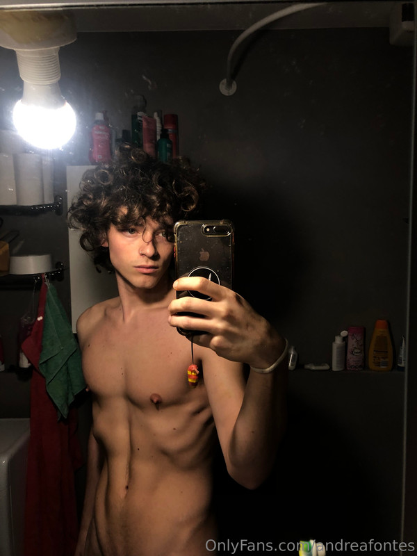 31 Italian twink Model Andrea Font?s andreafontes Onlyfans LEAKED
