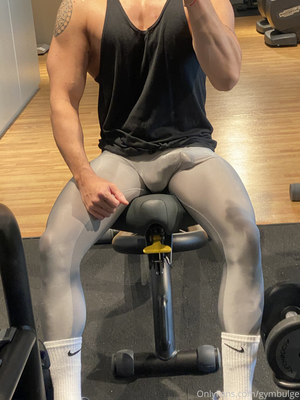 328  Beefy hunk Wiccan gymbulge gym.bulge OnlyFans porn
