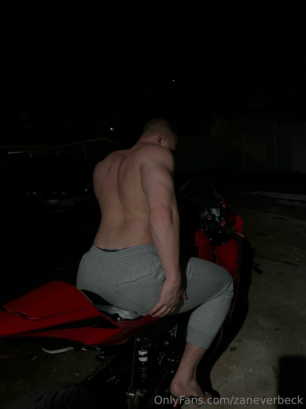 212 Bodybuilder Zane Verbeck zaneverbeck onlyfans leaked