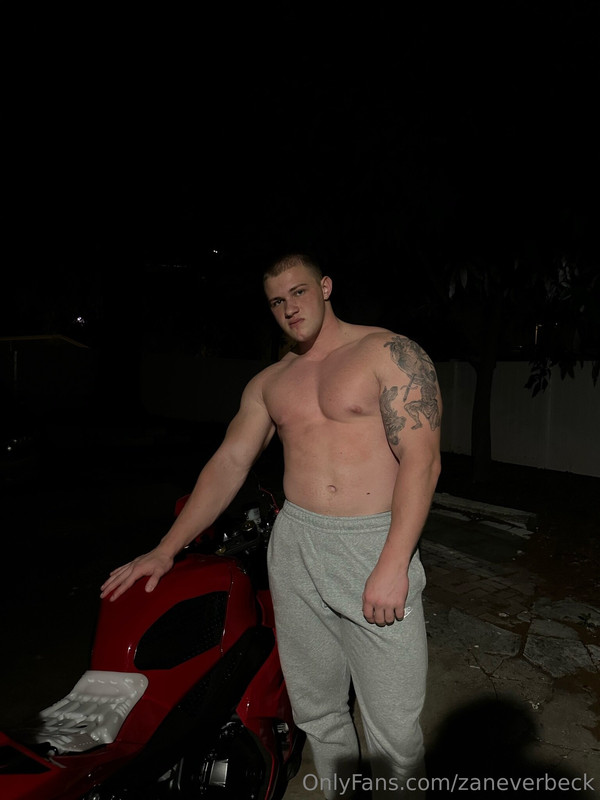 229 Bodybuilder Zane Verbeck zaneverbeck onlyfans leaked