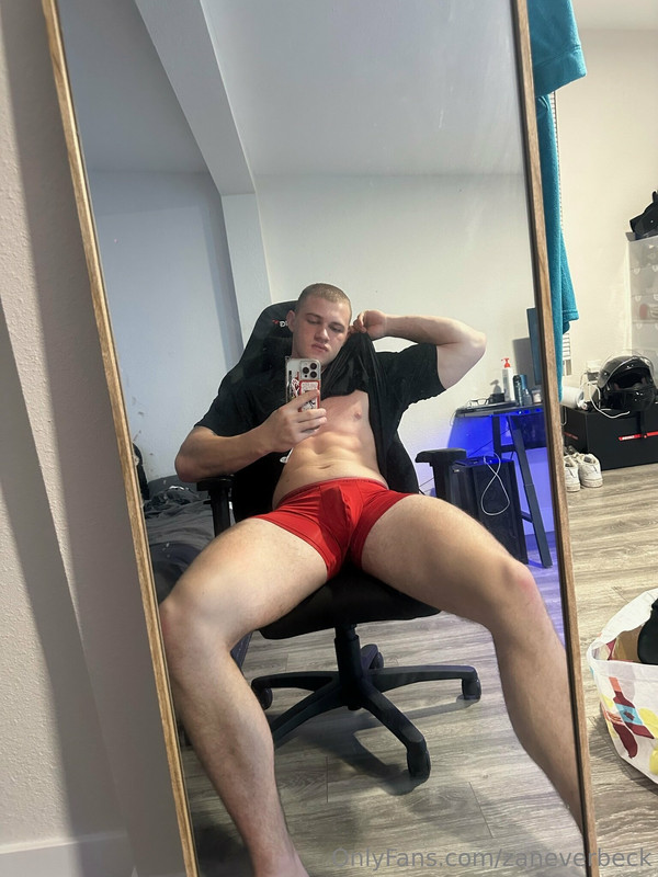 251 Bodybuilder Zane Verbeck zaneverbeck onlyfans leaked