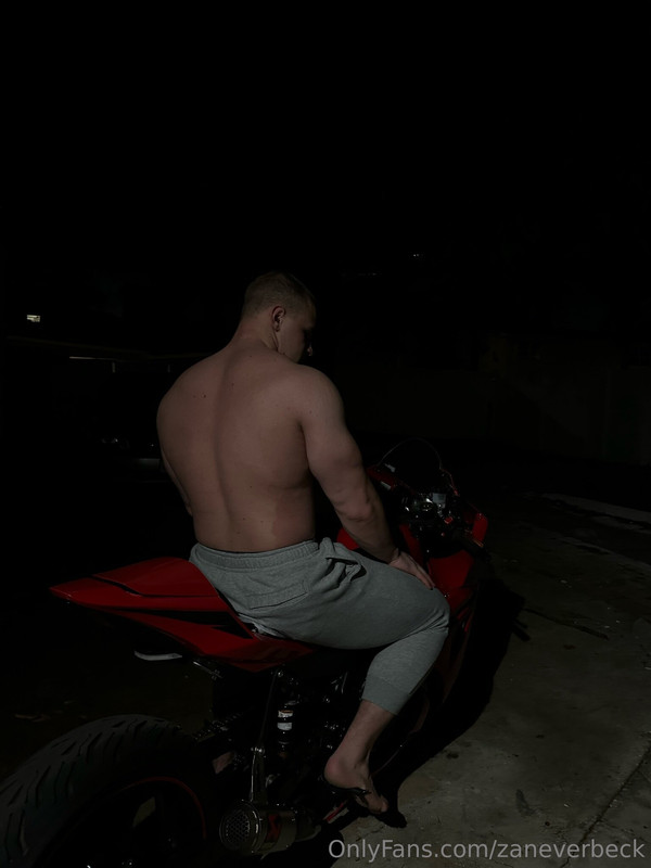 256 Bodybuilder Zane Verbeck zaneverbeck onlyfans leaked
