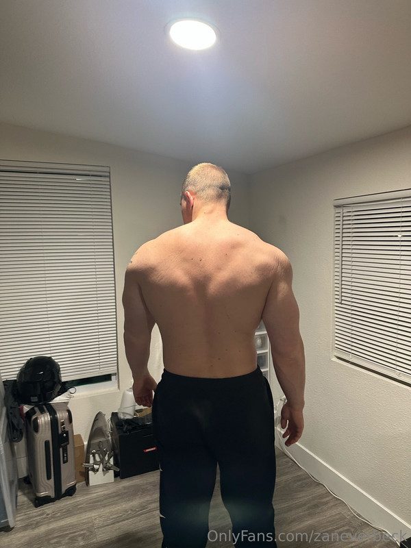 267 Bodybuilder Zane Verbeck zaneverbeck onlyfans leaked