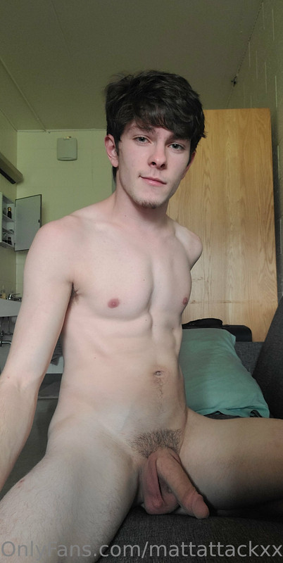 86 Twunk Matt Attack MattAttackXXX fucking on Onlyfans