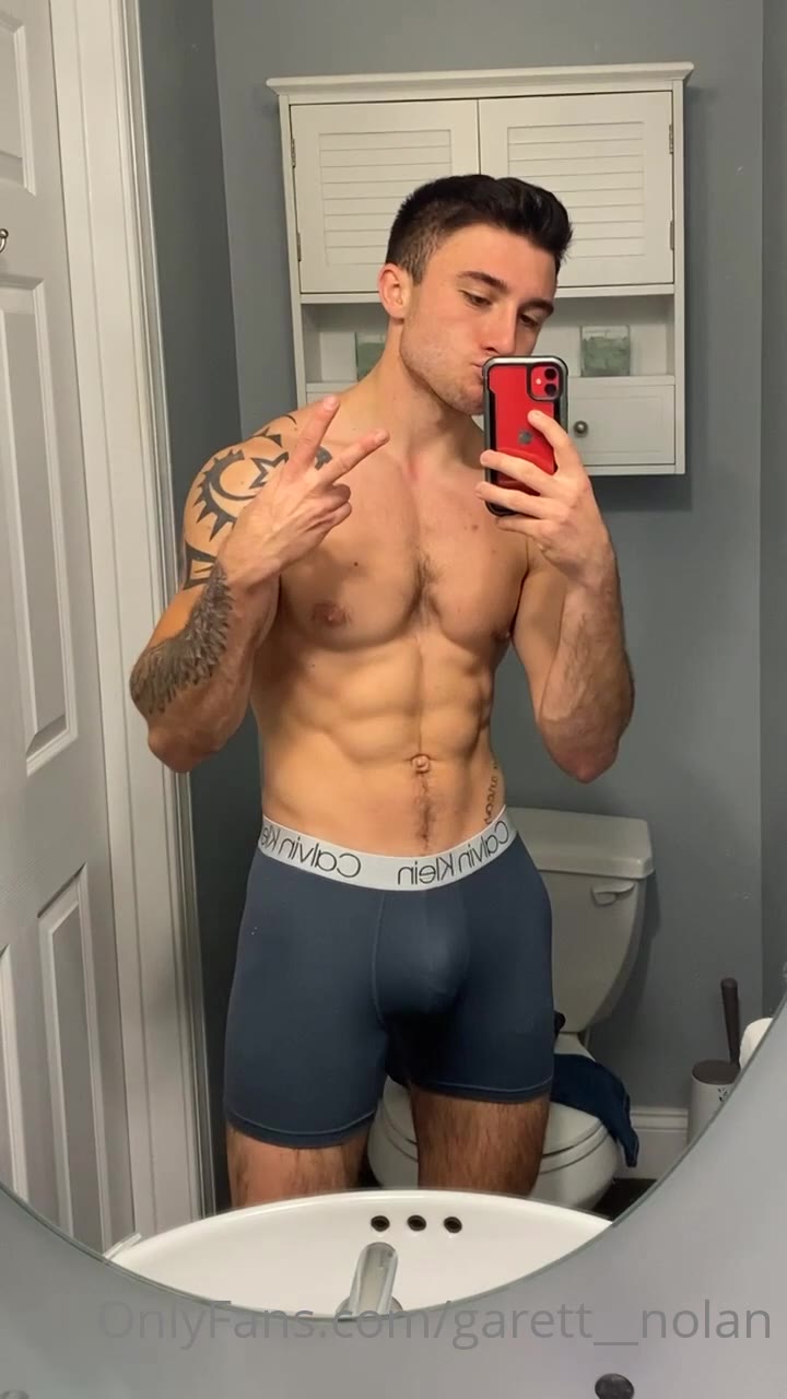 684 Famous TikToker  Garret Nolan garett__nolan onlyfans leaked