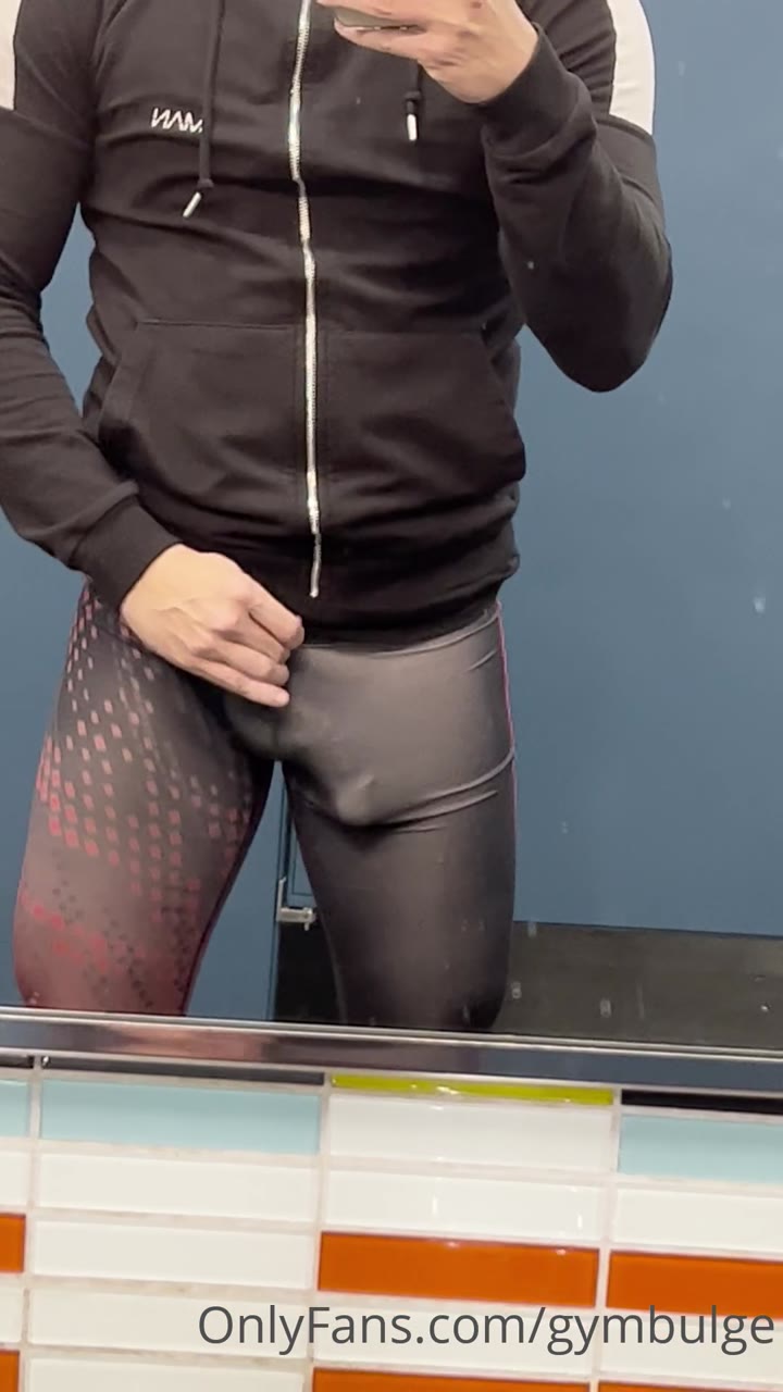 245  sexy hunk Wiccan gymbulge gym.bulge OnlyFans porn