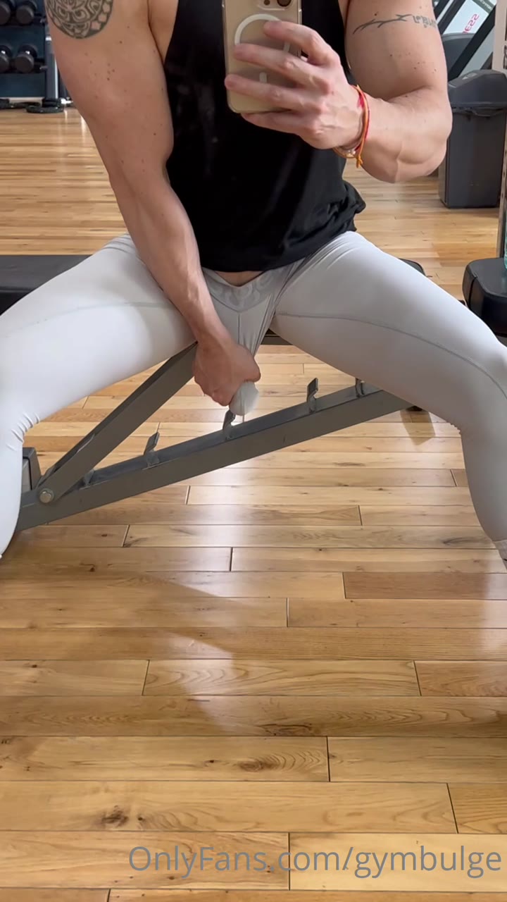 436  sexy hunk Wiccan gymbulge gym.bulge OnlyFans porn