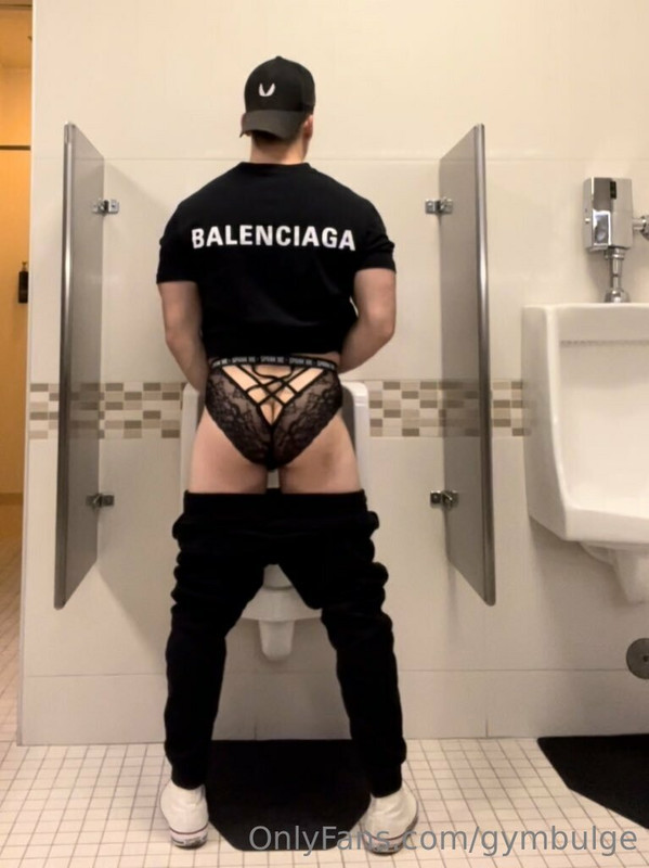 495  Beefy hunk Wiccan gymbulge gym.bulge OnlyFans porn