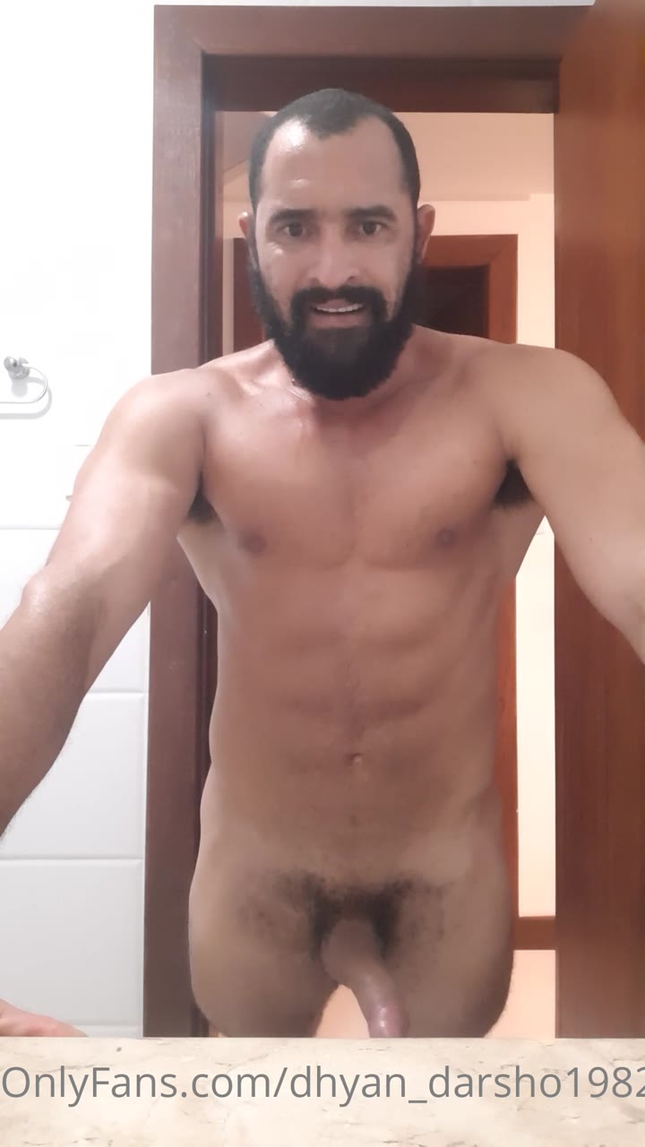 16 BEARDED DADDY Dhyan Darshô dhyan_darsho1982 ONLYFANS LEAKED