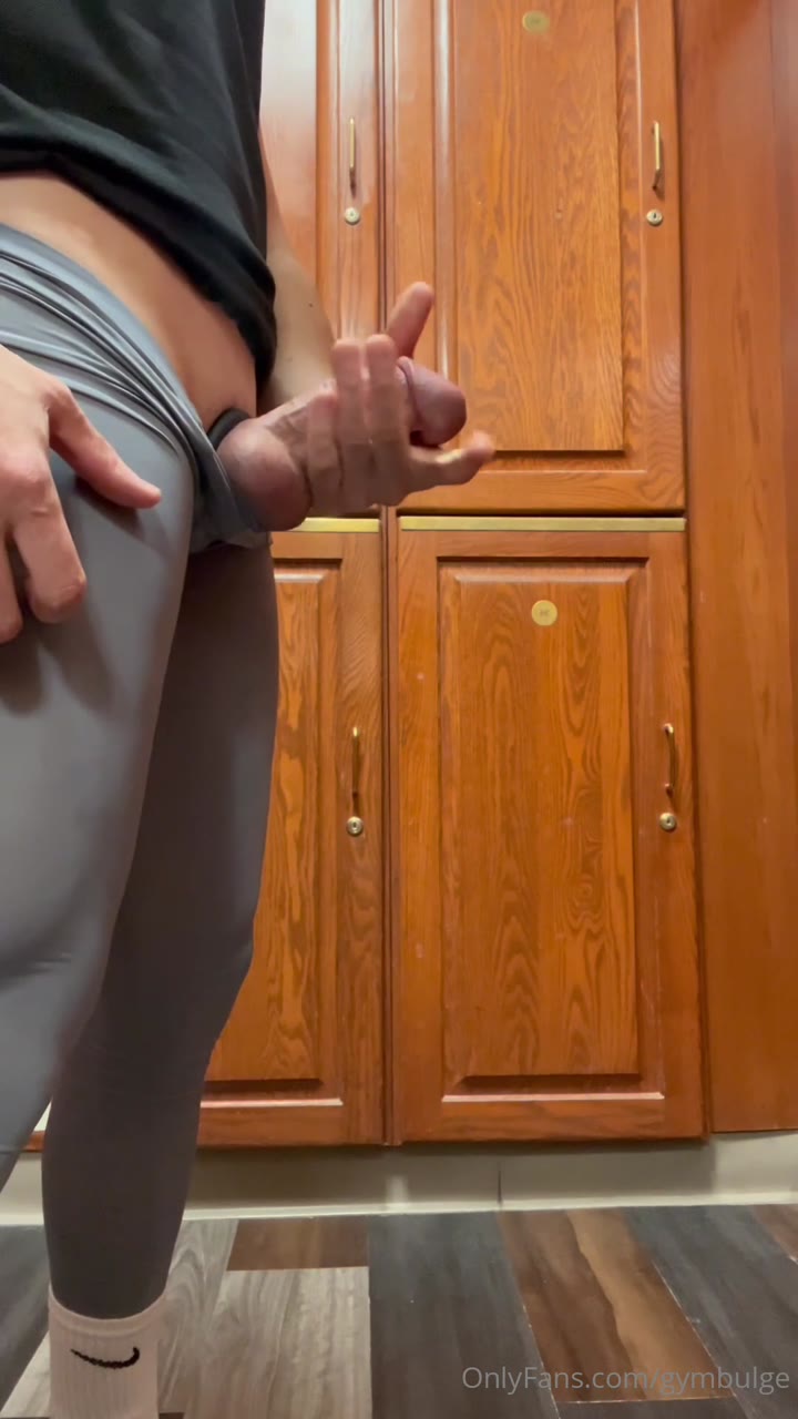 498  sexy hunk Wiccan gymbulge gym.bulge OnlyFans porn
