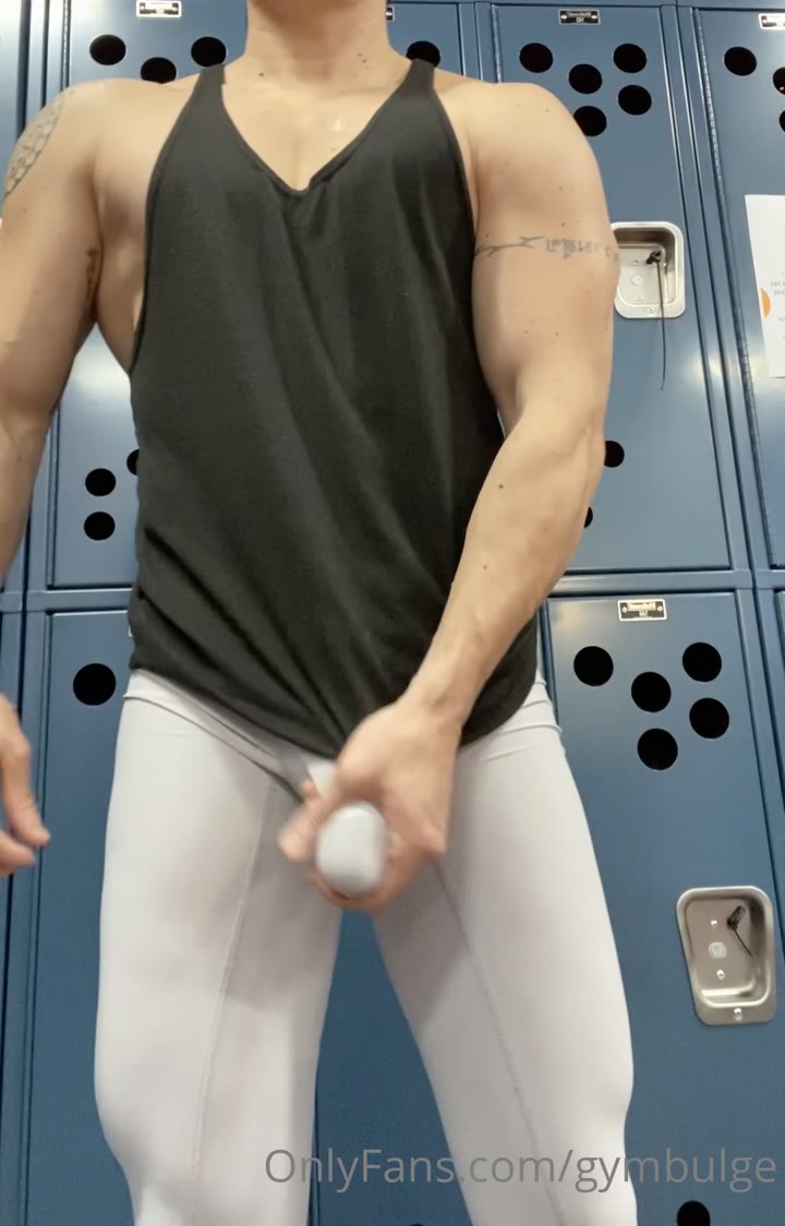 248  sexy hunk Wiccan gymbulge gym.bulge OnlyFans porn