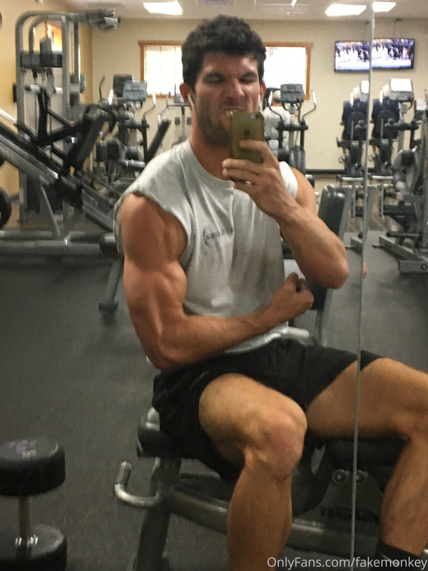 268 Youtube Star Kevin Cook workoutwithkevin Onlyfans porn leaked