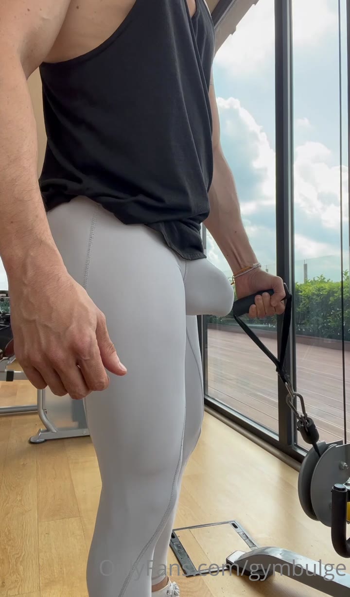 260  sexy hunk Wiccan gymbulge gym.bulge OnlyFans porn