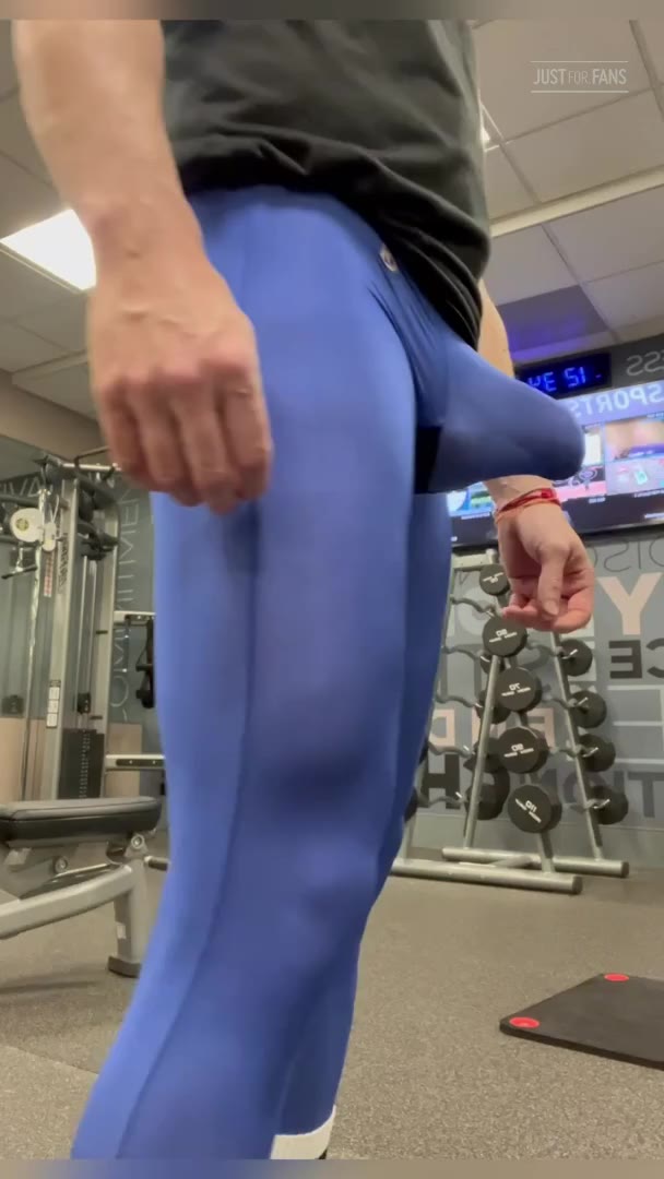 553  Beefy hunk Wiccan gymbulge gym.bulge OnlyFans porn