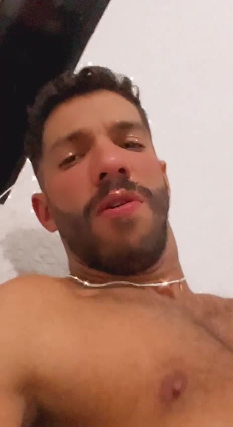 119 Brazilian hunk Guilherme Ferreira guilher_of not_of OnlyFans porn