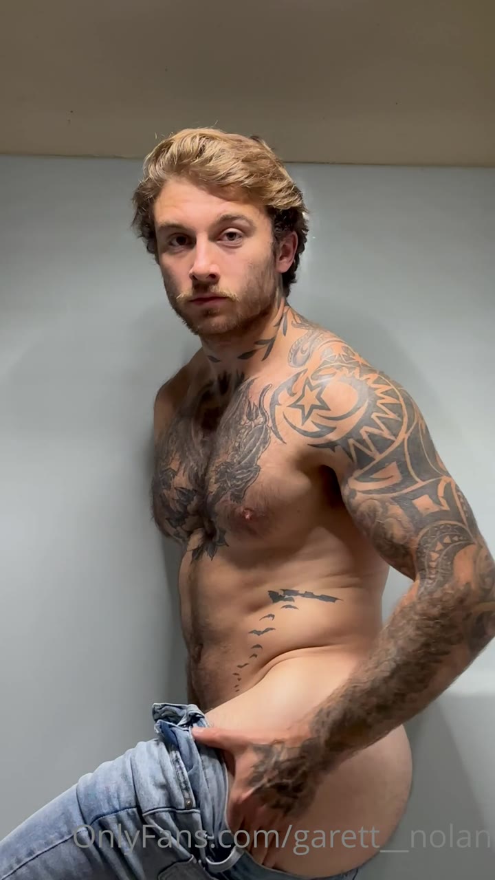 434 Famous TikToker  Garret Nolan garett__nolan onlyfans leaked