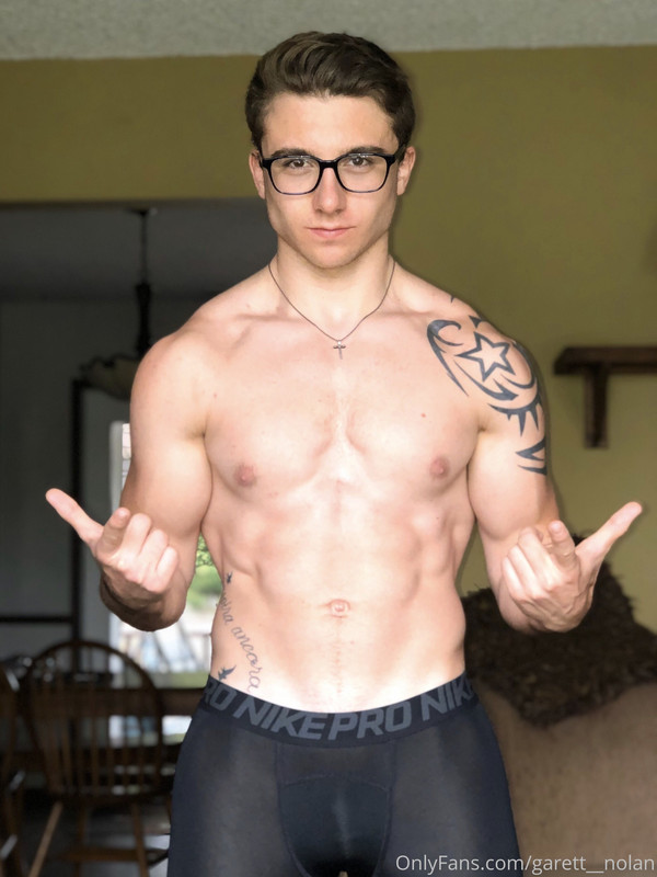 5 Famous TikToker  Garret Nolan garett__nolan onlyfans leaked