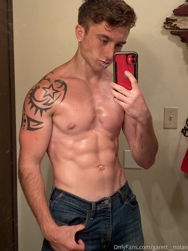 11 Famous TikToker  Garret Nolan garett__nolan onlyfans leaked