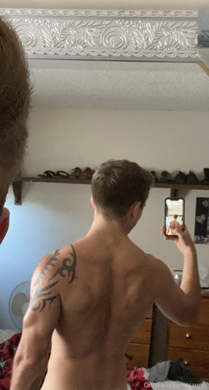 15 Famous TikToker  Garret Nolan garett__nolan onlyfans leaked
