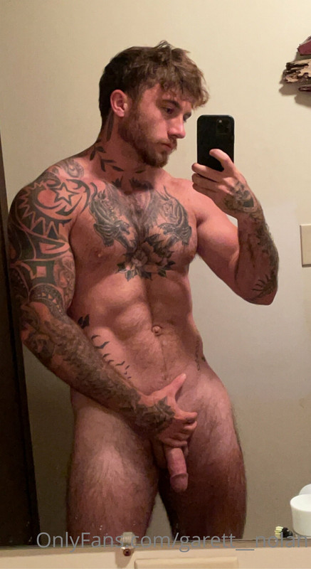 82 Famous TikToker  Garret Nolan garett__nolan onlyfans leaked