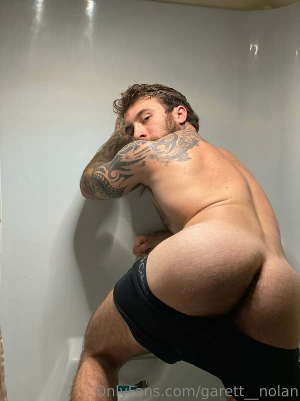 155 Famous TikToker  Garret Nolan garett__nolan onlyfans leaked