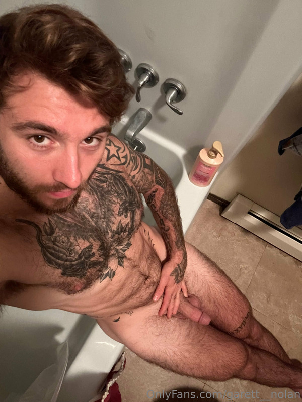 326 Famous TikToker  Garret Nolan garett__nolan onlyfans leaked