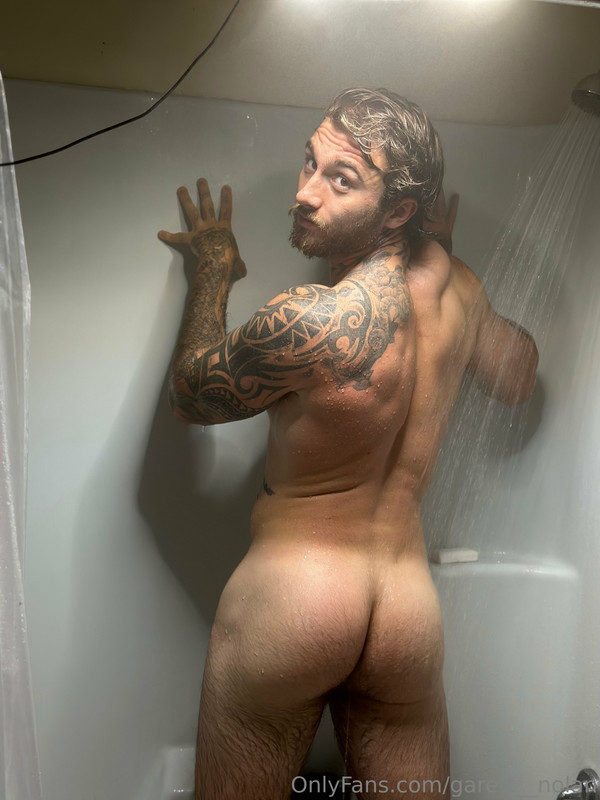 327 Famous TikToker  Garret Nolan garett__nolan onlyfans leaked
