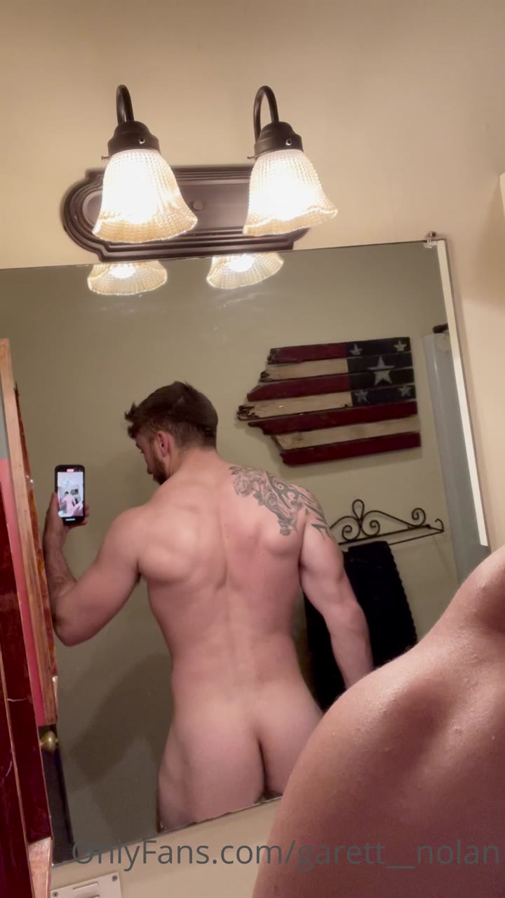 657 Famous TikToker  Garret Nolan garett__nolan onlyfans leaked
