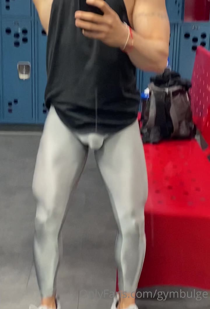 21  sexy hunk Wiccan gymbulge gym.bulge OnlyFans porn