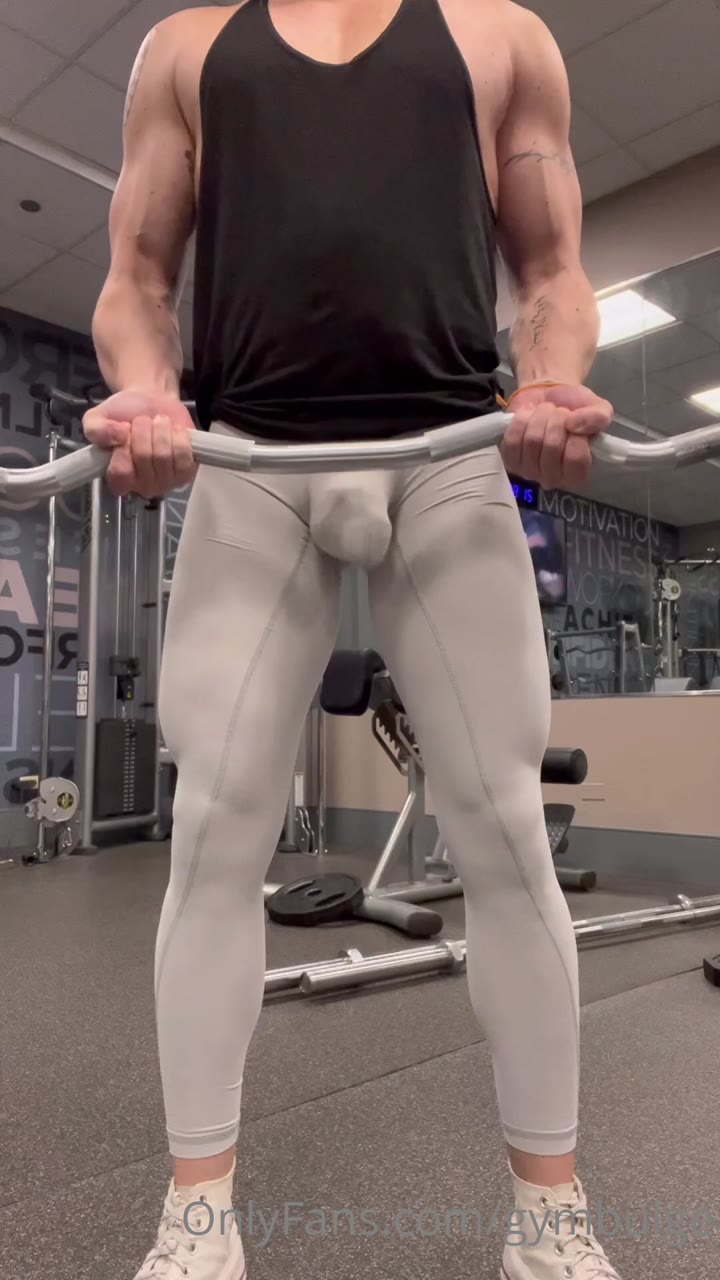 490  sexy hunk Wiccan gymbulge gym.bulge OnlyFans porn