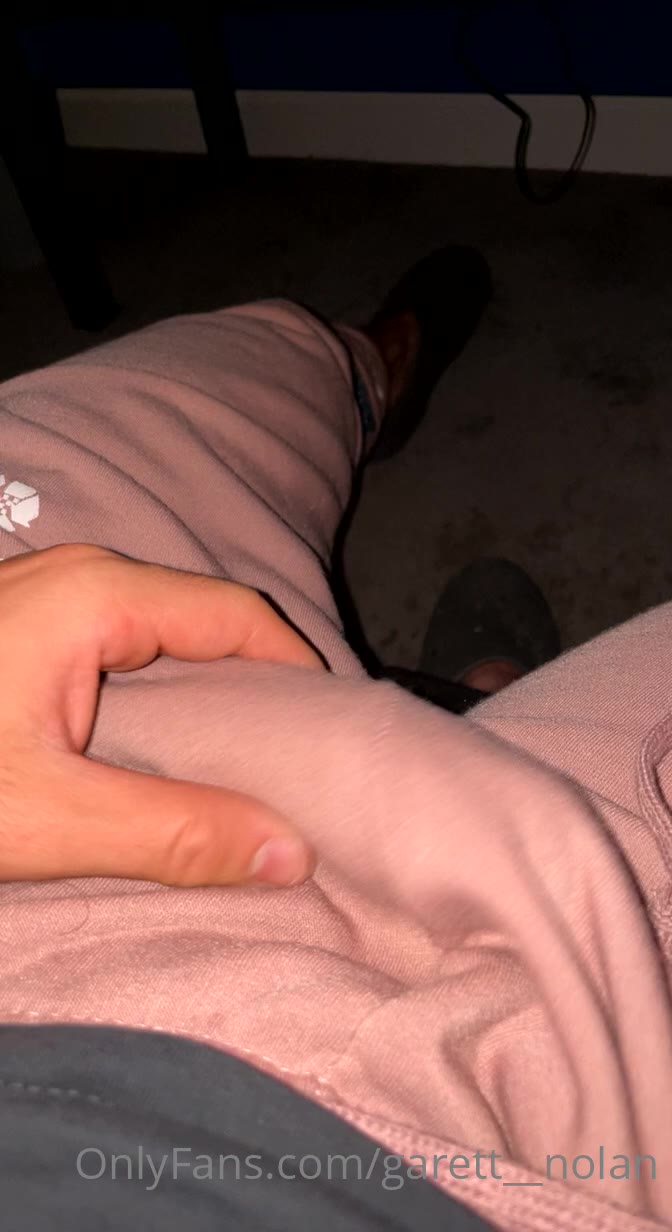 615 Famous TikToker  Garret Nolan garett__nolan onlyfans leaked