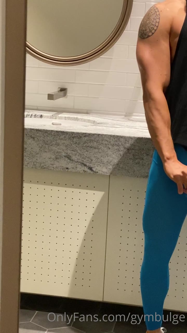 85  sexy hunk Wiccan gymbulge gym.bulge OnlyFans porn