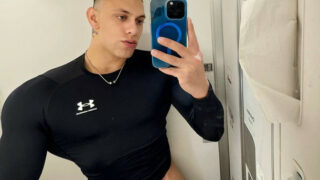 15 Sexy Muscle hunk