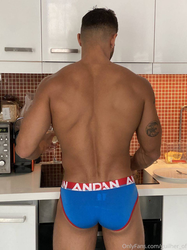 33 Brazilian hunk Guilherme Ferreira guilher_of not_of OnlyFans porn