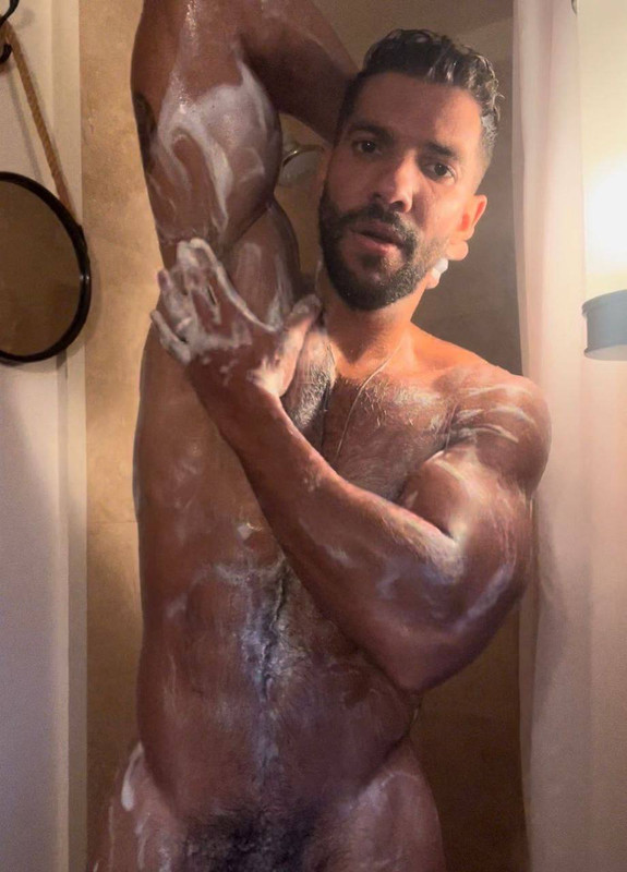 34 Brazilian hunk Guilherme Ferreira guilher_of not_of OnlyFans porn
