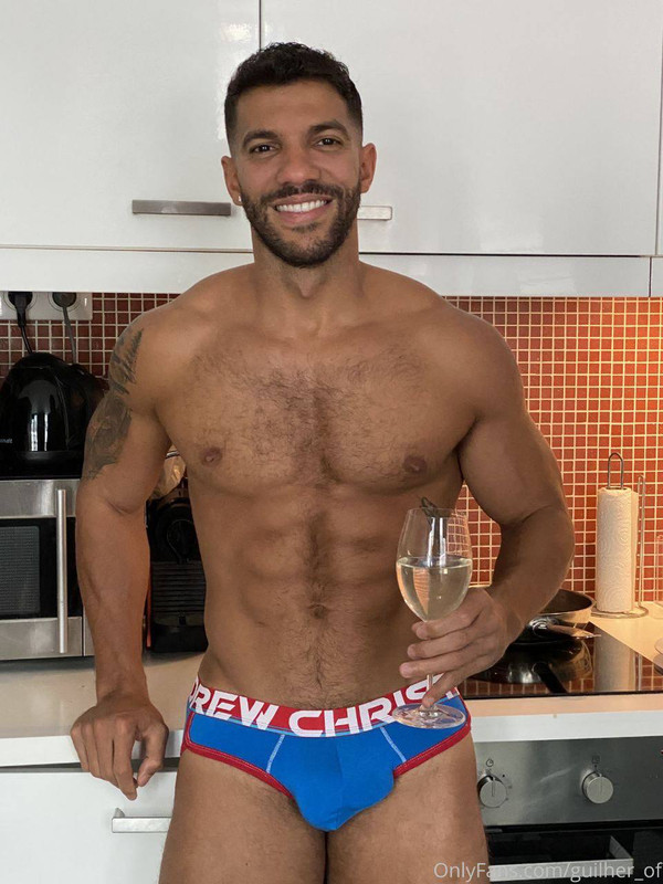 53 Brazilian hunk Guilherme Ferreira guilher_of not_of OnlyFans porn