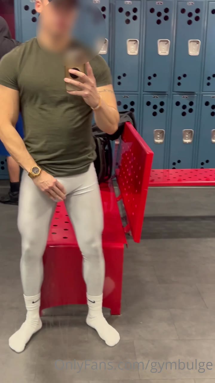 75  sexy hunk Wiccan gymbulge gym.bulge OnlyFans porn