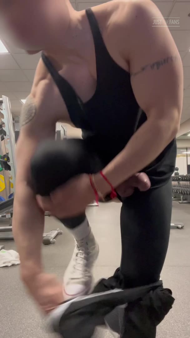 502  Beefy hunk Wiccan gymbulge gym.bulge OnlyFans porn