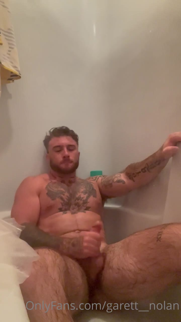 GARRET NOLAN Garett Nolan fuck Sensational