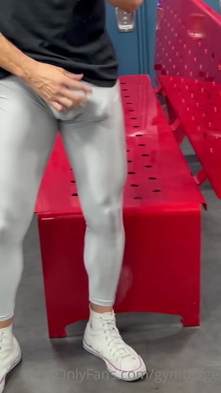 120  sexy hunk Wiccan gymbulge gym.bulge OnlyFans porn